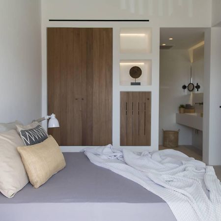 Hide Out Suites 迈洛波塔斯 客房 照片